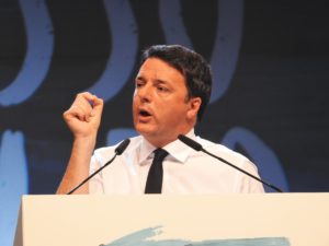 Matteo Renzi alla Leopolda per il Referendum